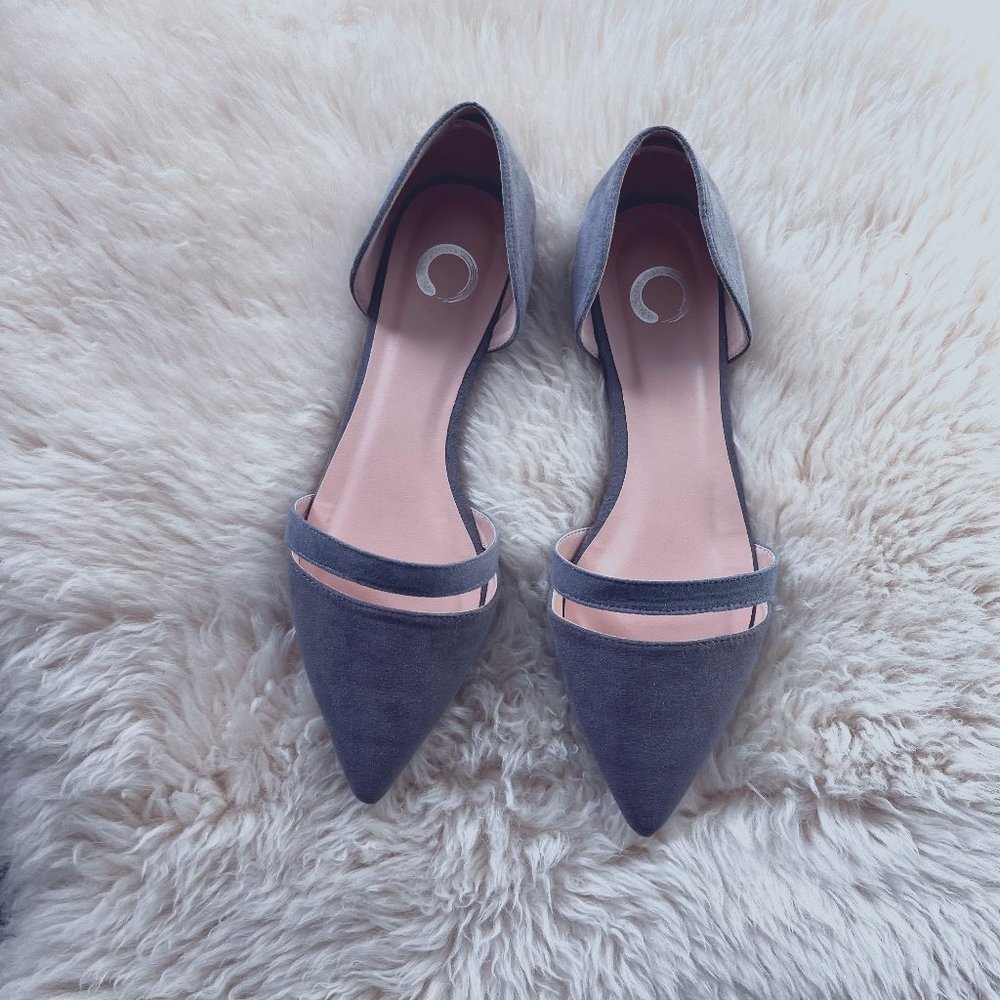 NWOT Gray Pointed Toe Flats Size 8.5